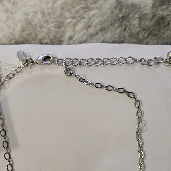 Lia Sophia Necklace - Picture 3 of 3